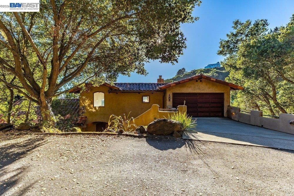1302 Westview Dr — photo