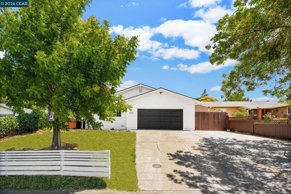 698 Mini Drive, Vallejo, CA 94589