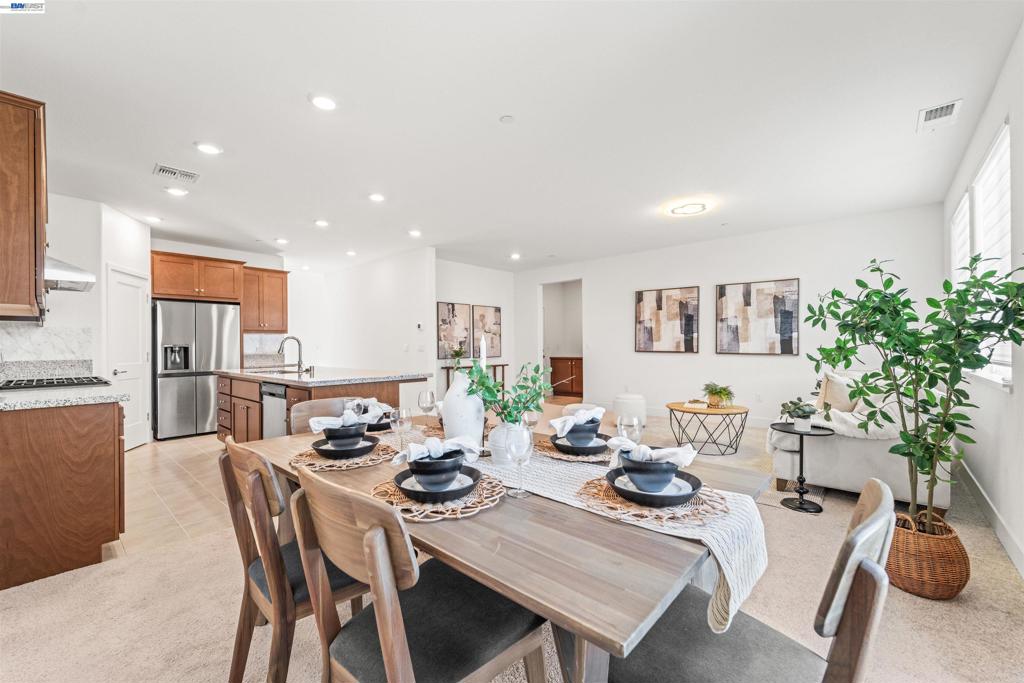 384 Ramos Ranch Road, Oakley, CA 94561
