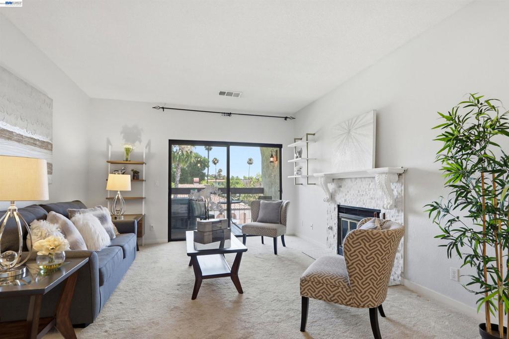 39821 Cedar Blvd 315 — photo