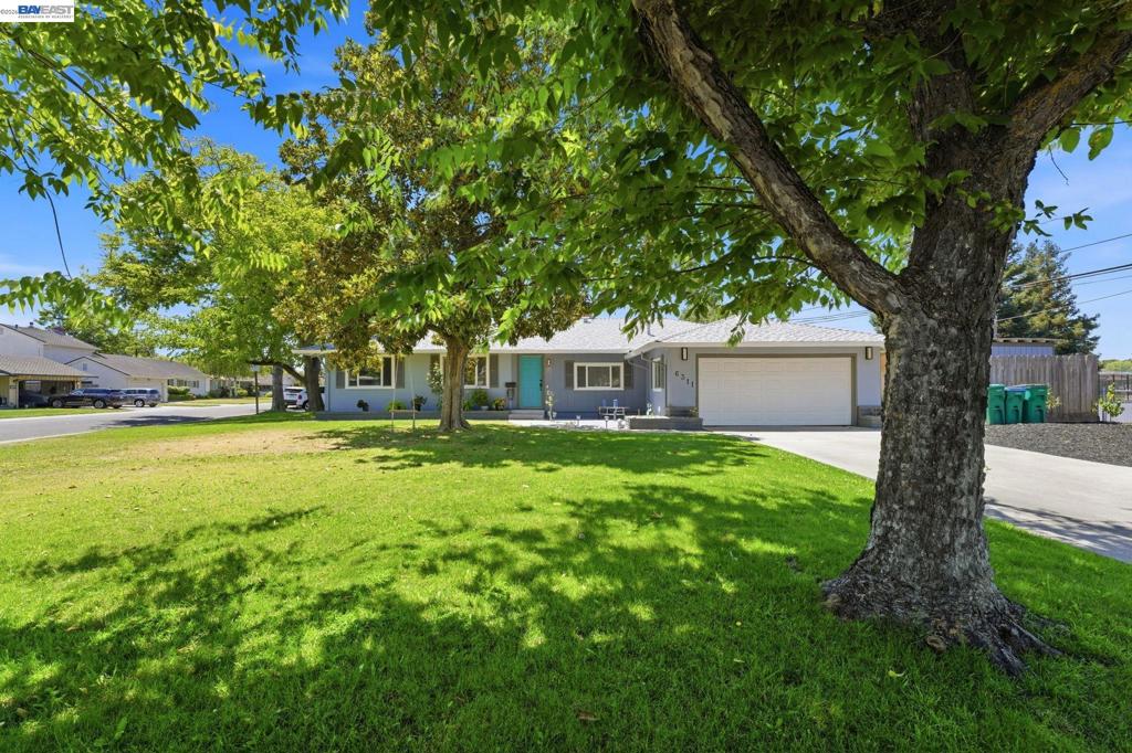6311 Belmont Pl — photo