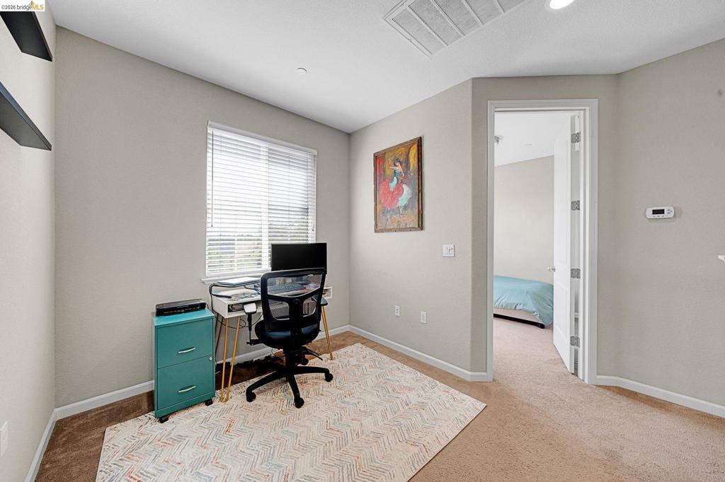 460 Baja Ct — photo