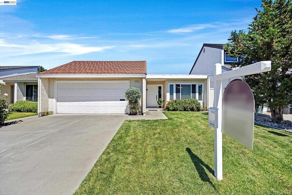 4042 Rennellwood Way — photo