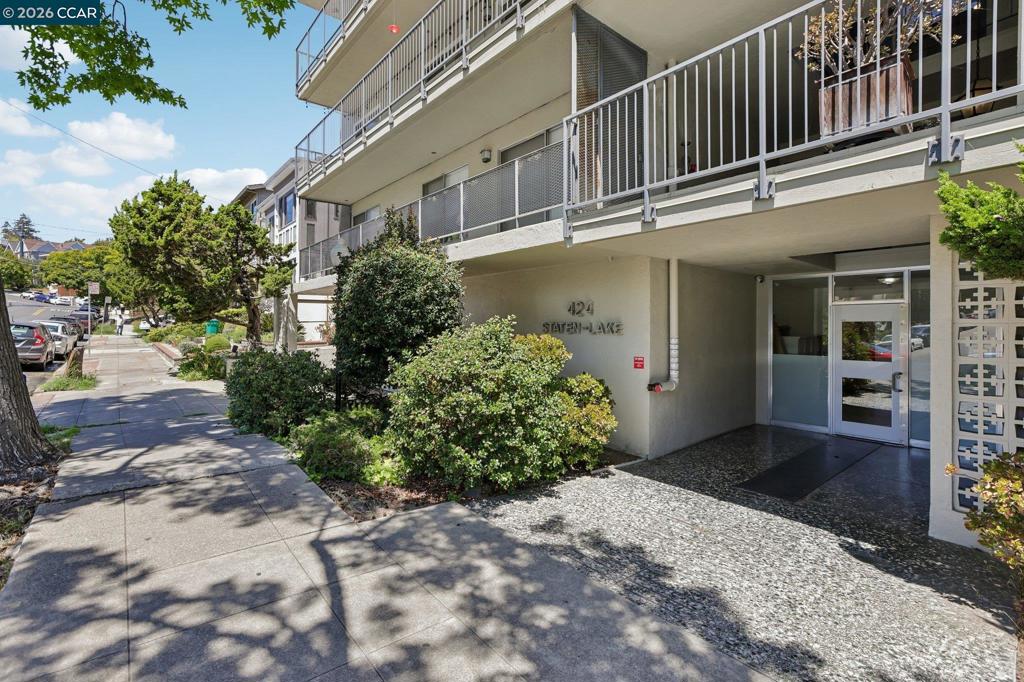 424 Staten 308 — photo