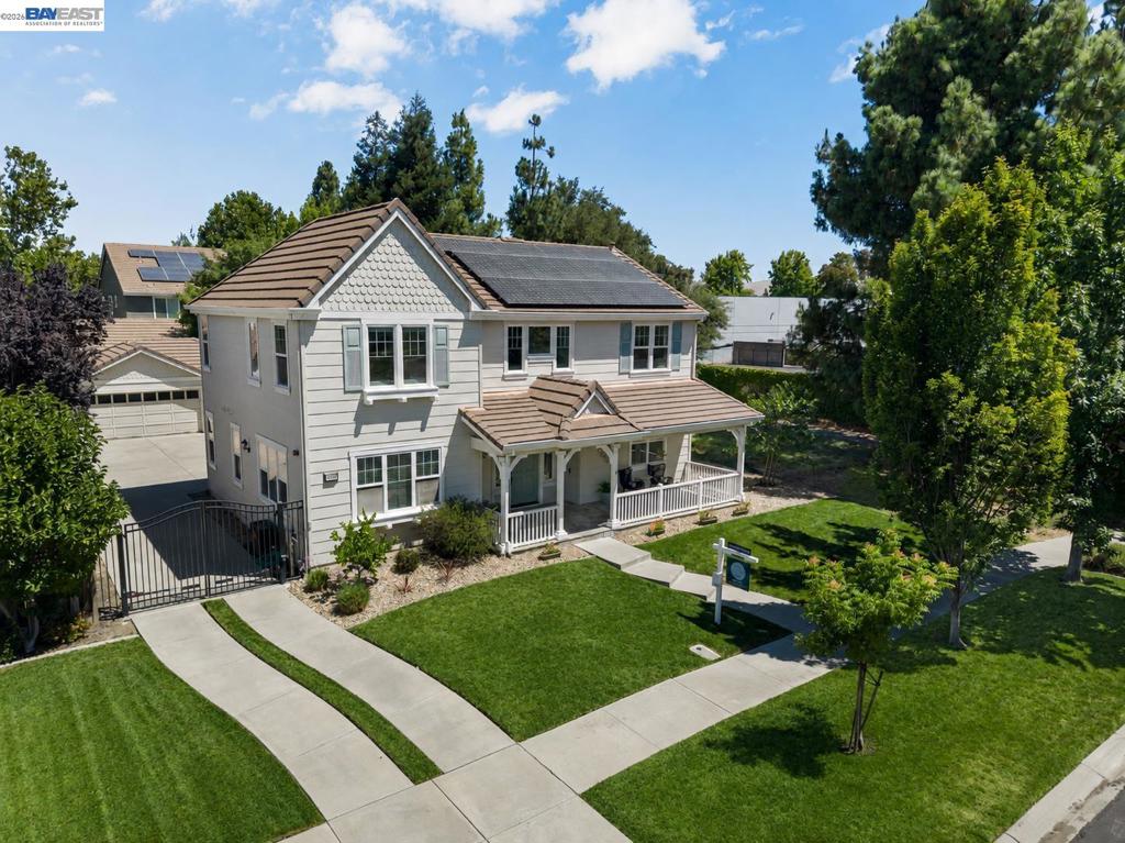 5698 Carnegie Way — photo