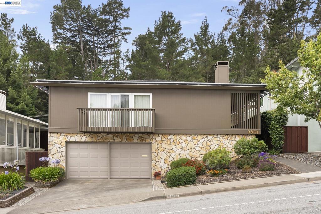 3801 Fleetwood Drive — photo