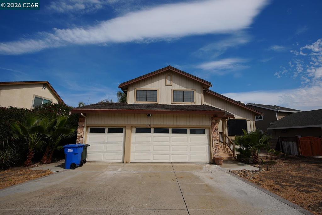 1732 Dolphin Pl — photo