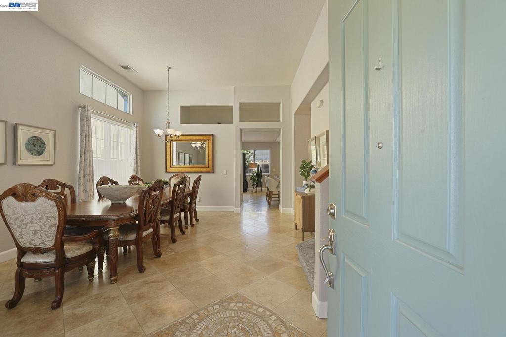 1762 Ashtree Court, Tracy, CA 95376 — photo 3