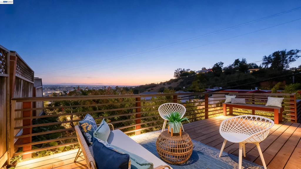 7301 Hillmont Dr — photo