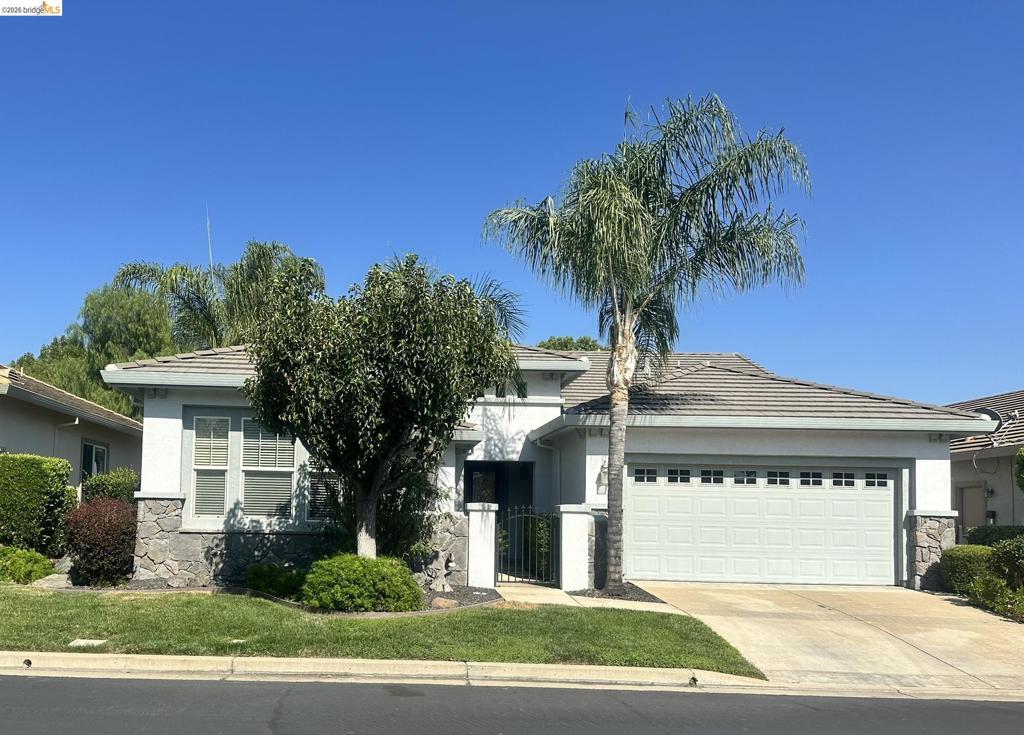 1116 Burghley Ln — photo