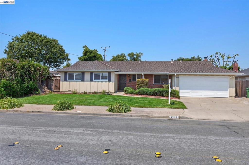 5279 Eggers Dr — photo