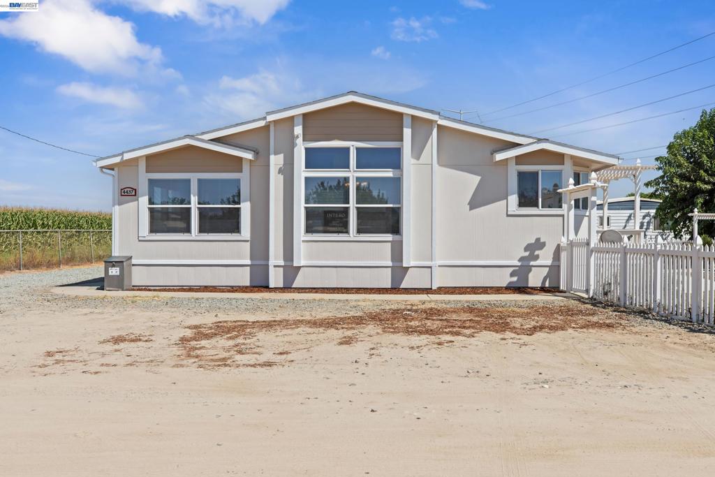 4437 W Grayson, Modesto, CA 95358 — photo 2