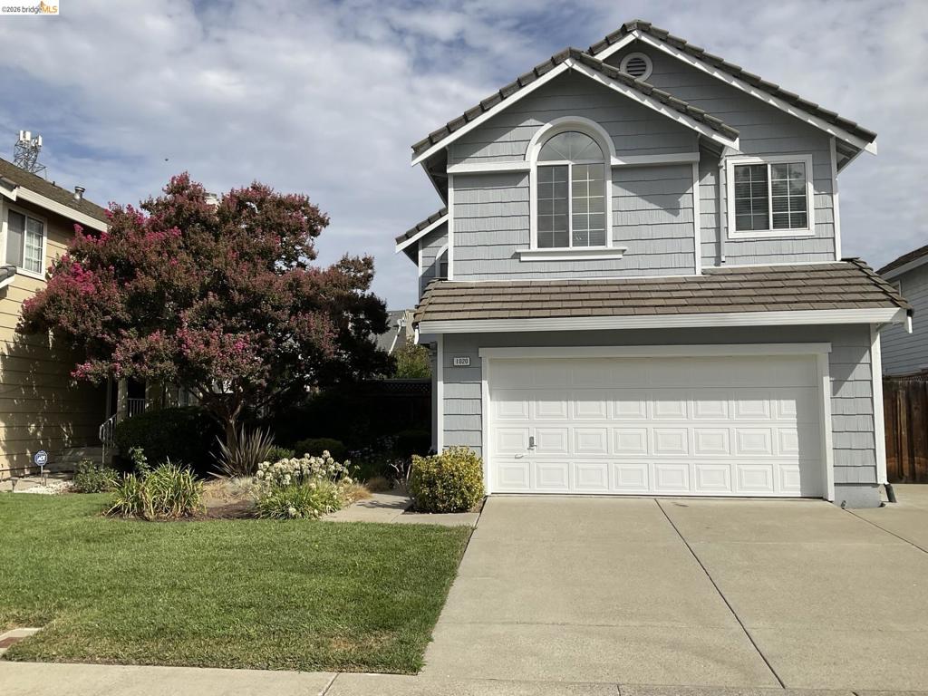 1020 Bellflower Street — photo