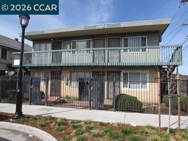 2033 Nevin Ave. — photo