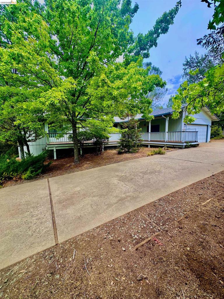 21120 Hemlock St. — photo