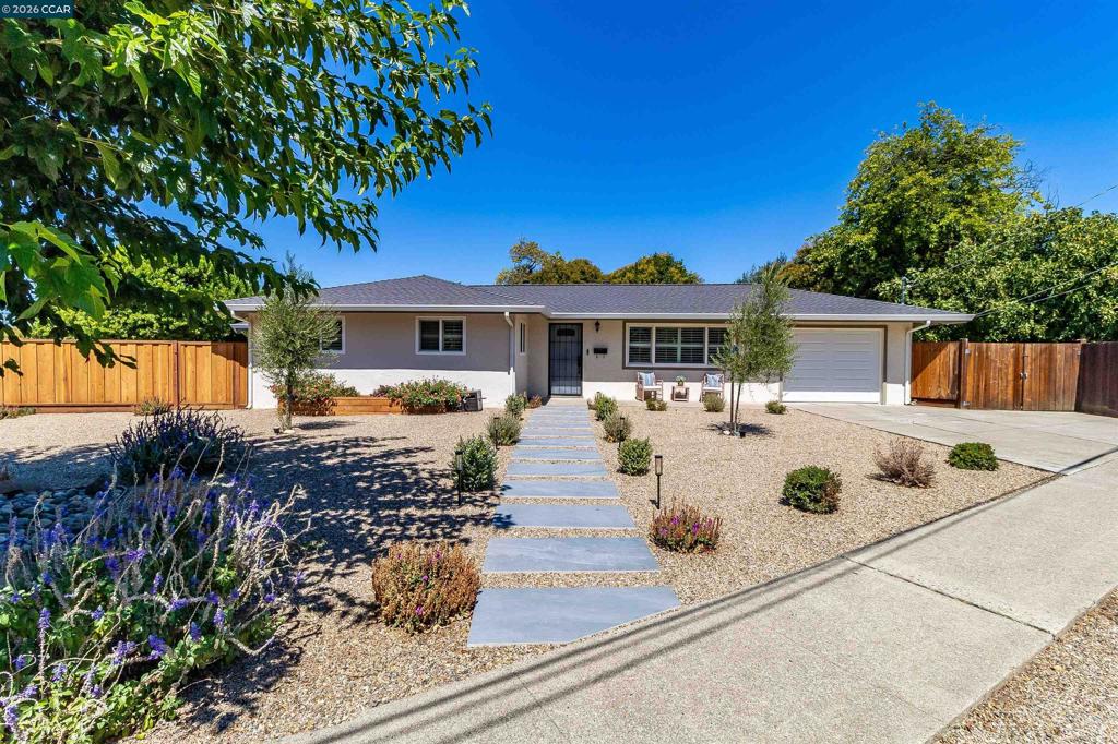 1593 Mendocino Dr — photo