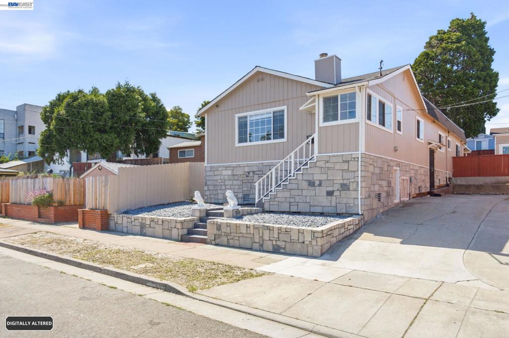 5237 Fresno Ave — photo