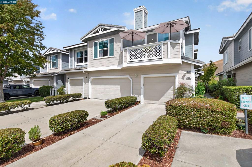 3905 Coyote Cr — photo