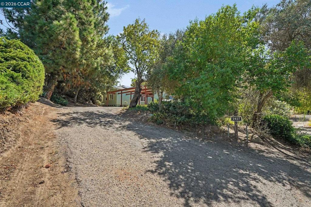 1927 Terrace Dr — photo