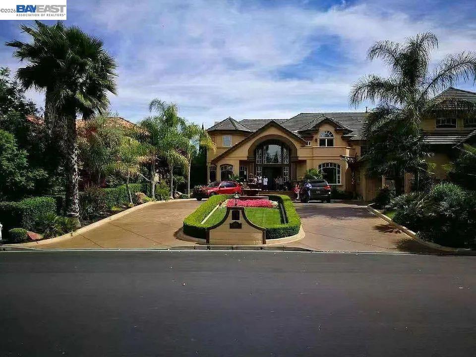 3511 Country Club Pl — photo