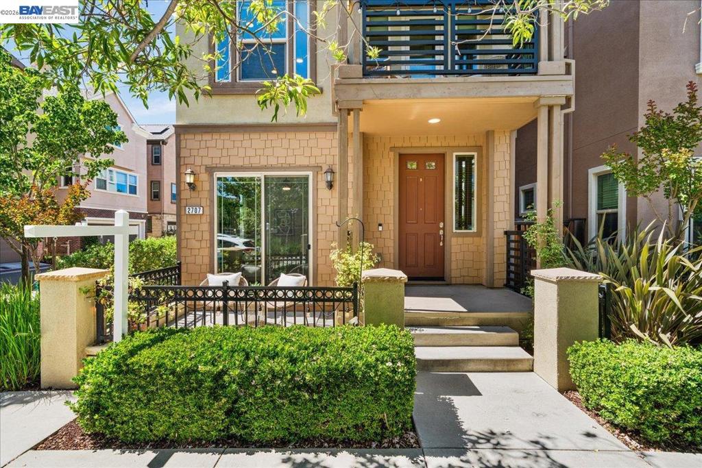 2707 Hollingbury — photo