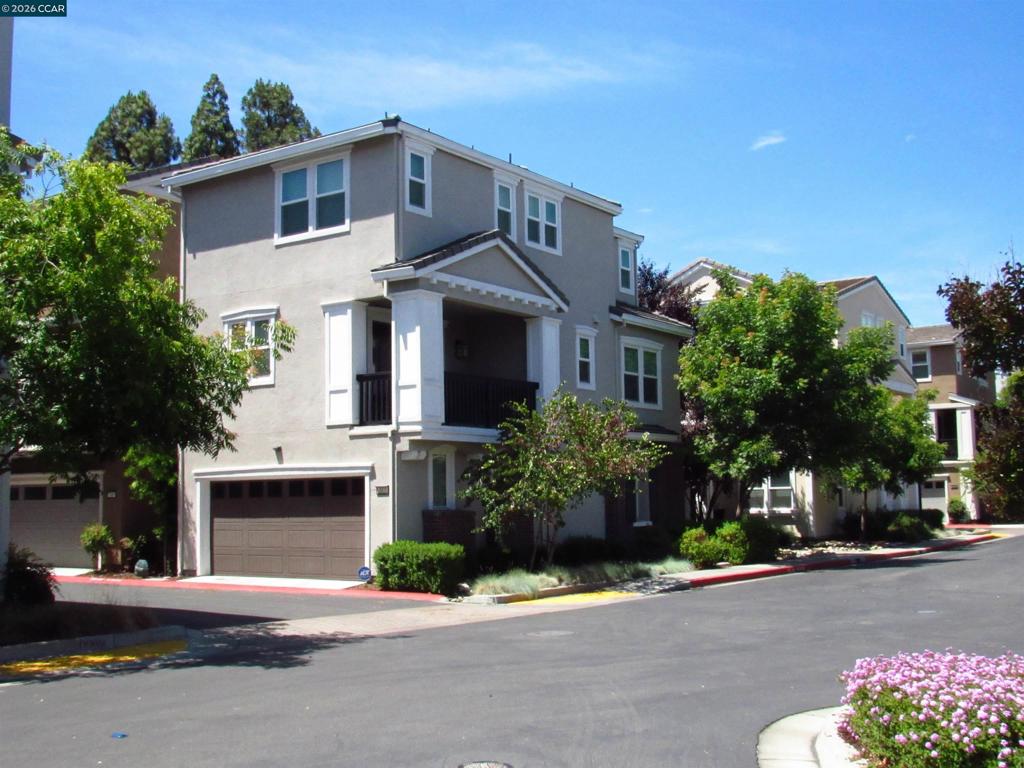 312 Ashton Way — photo