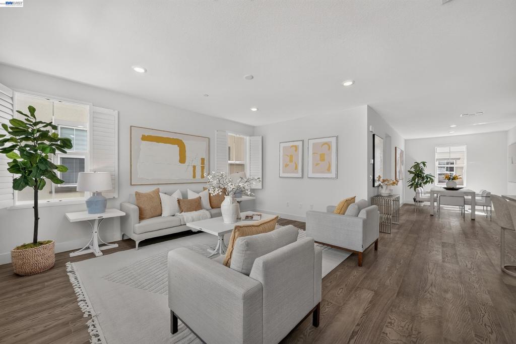 9177 Wave Cove Way — photo