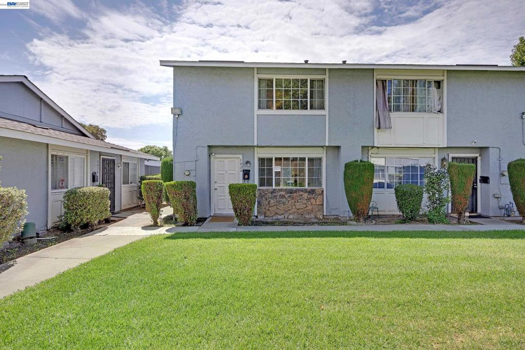 3424 Pisces Dr — photo
