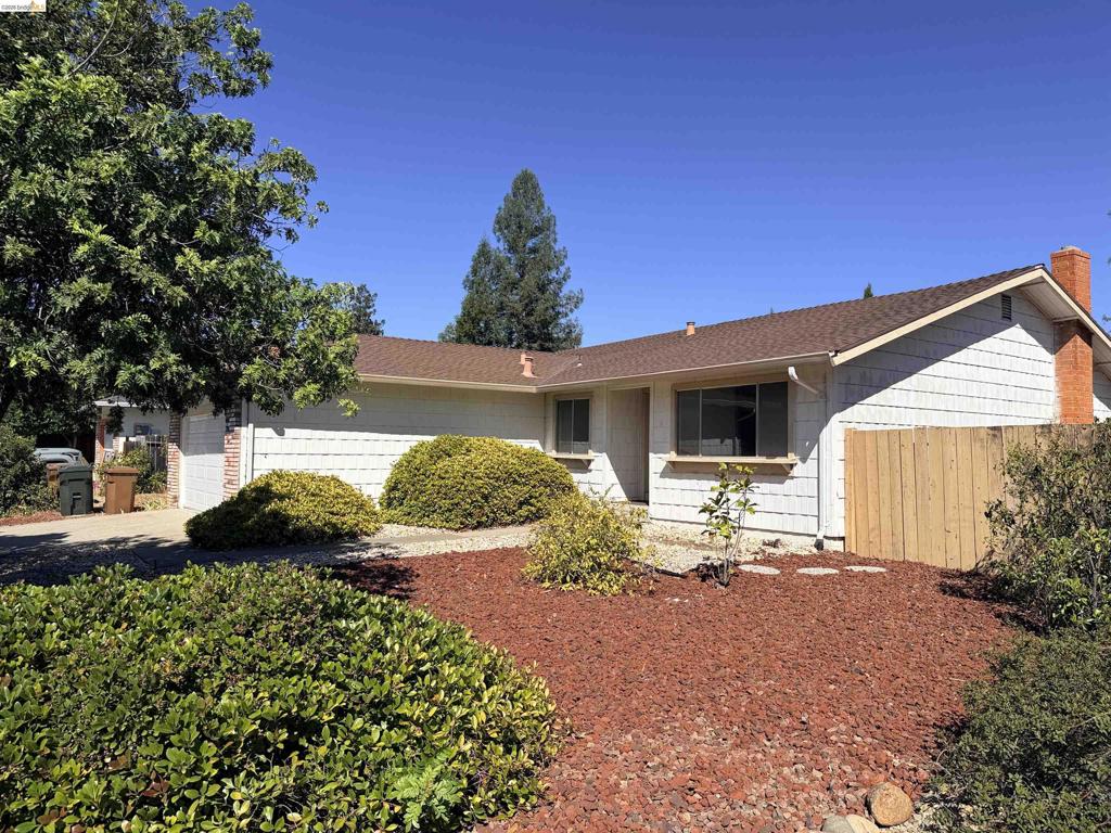 119 Clear Creek Ct — photo