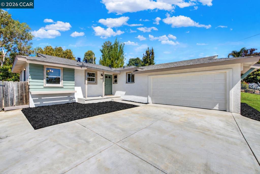 724 Taper Ave — photo