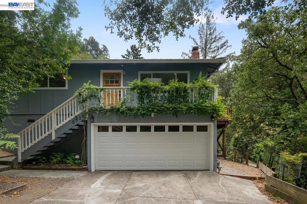 6625 Thornhill Dr — photo