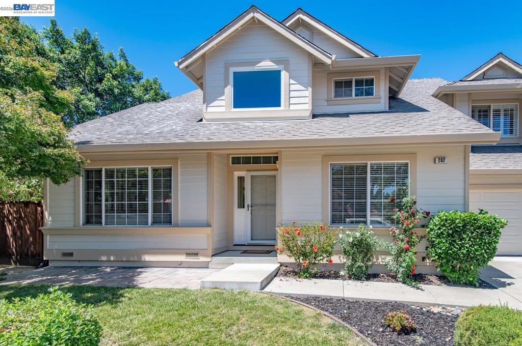 282 Del Valle Ct — photo