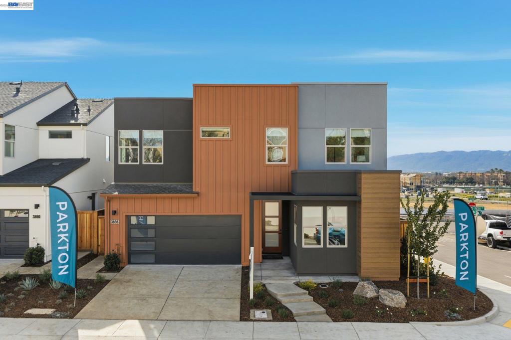 3891 Viggo Way — photo