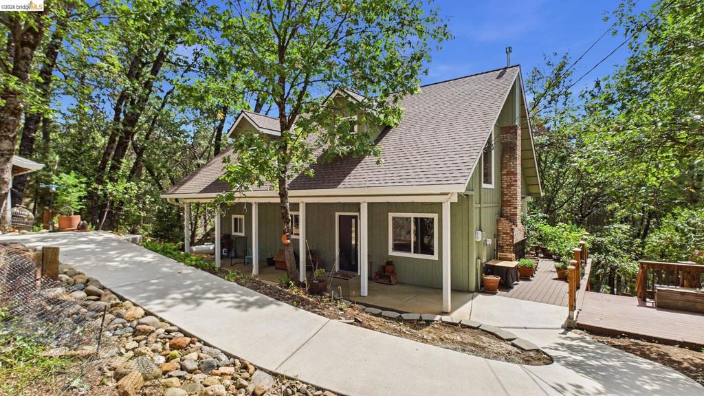 17093 Palomino Ln — photo