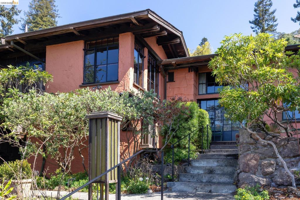 2711 Buena Vista Way — photo