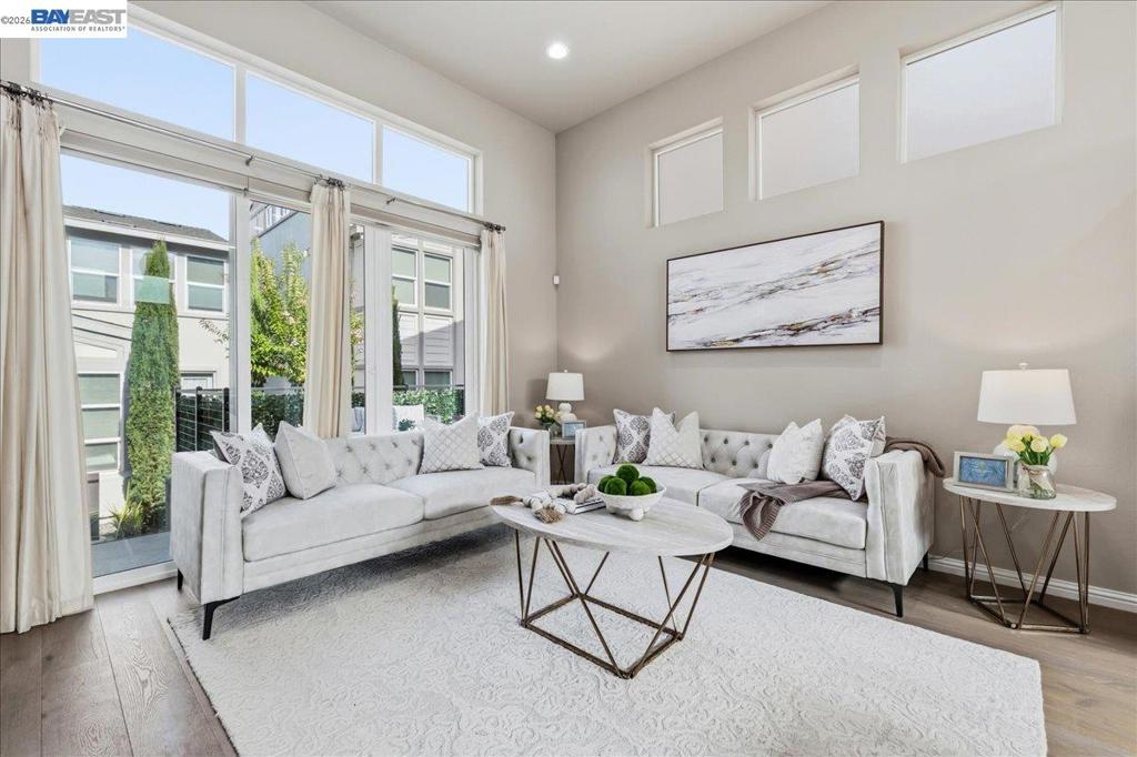 4398 Healdsburg Way — photo