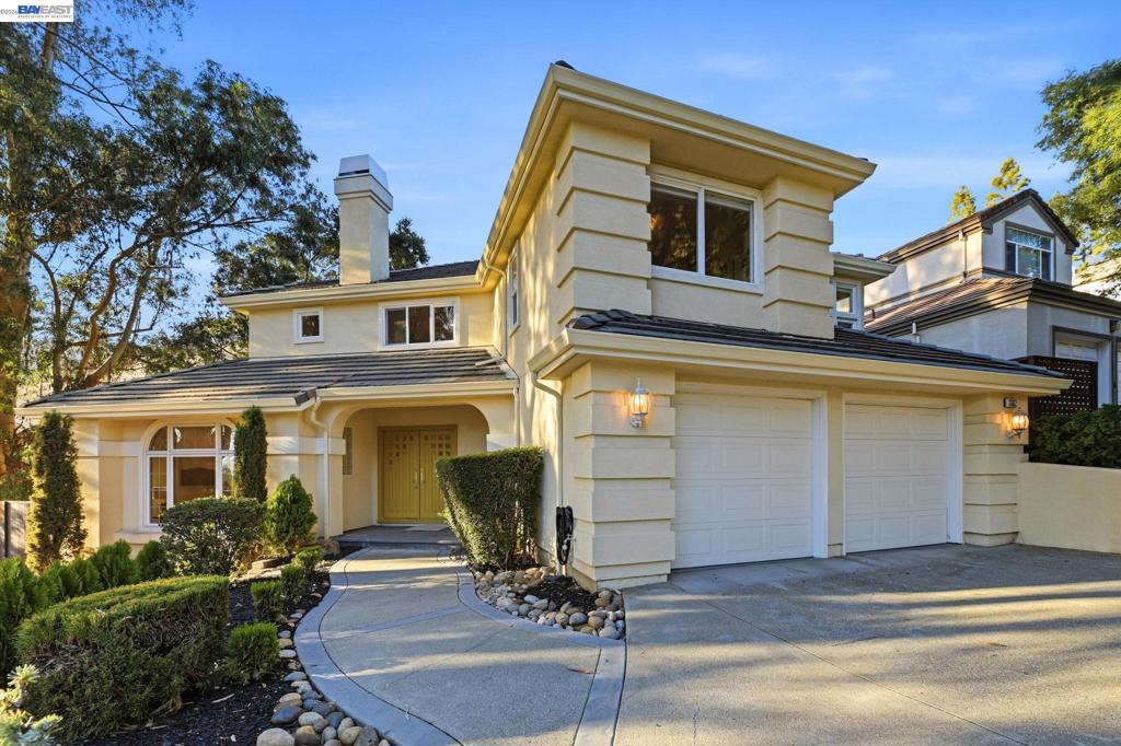 1002 Canyon Creek Ter. — photo