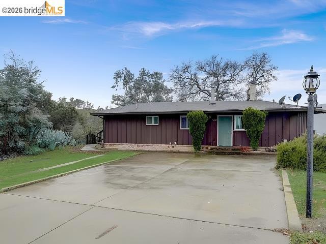 1361 Steele Canyon Rd. — photo
