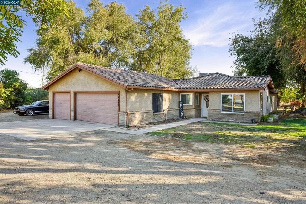 22797 Cozy Ct — photo