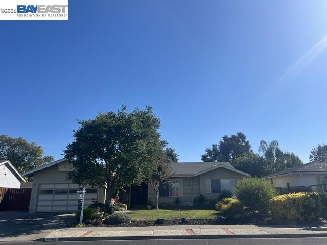 8499 Bandon Dr — photo