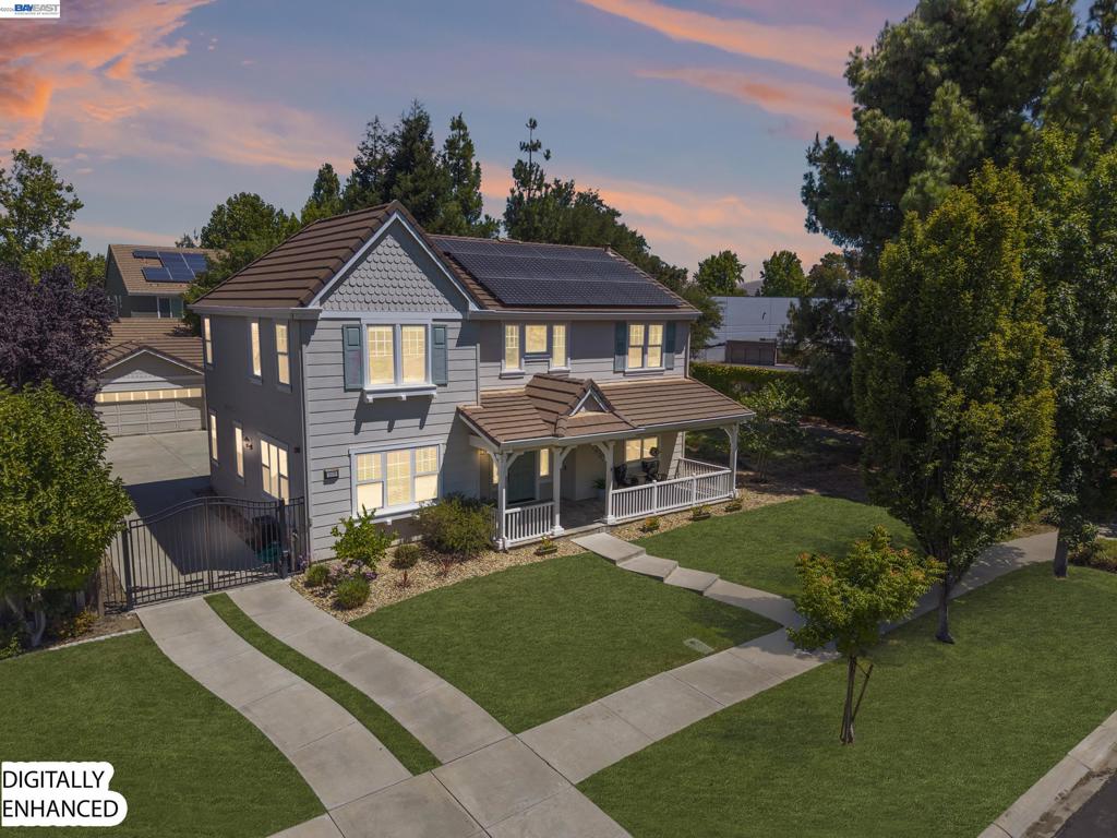 5698 Carnegie Way — photo