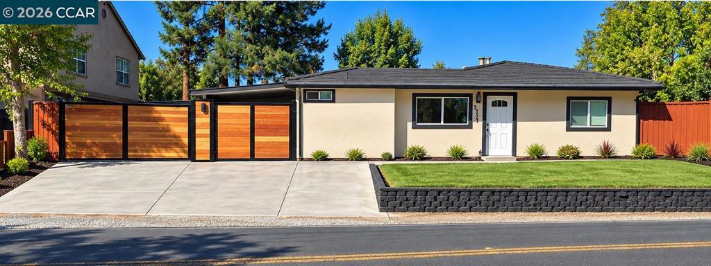 3121 Cowell Rd — photo