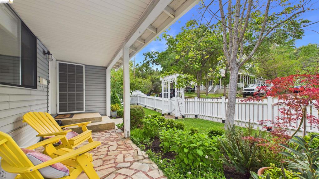 186 Theall, Sonora, CA 95370 — photo 3