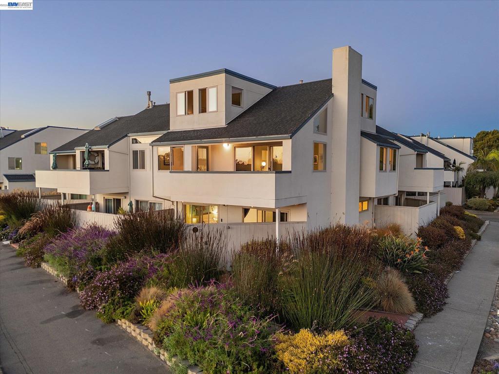 460 Cola Ballena Unit D — photo