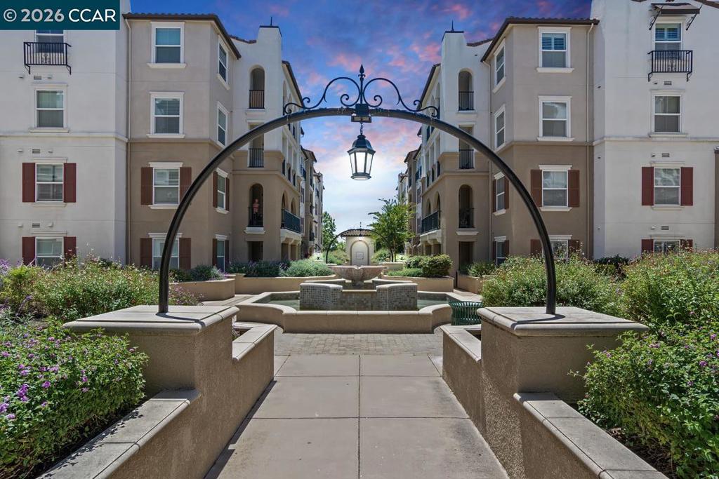 3240 Maguire Way 401 — photo
