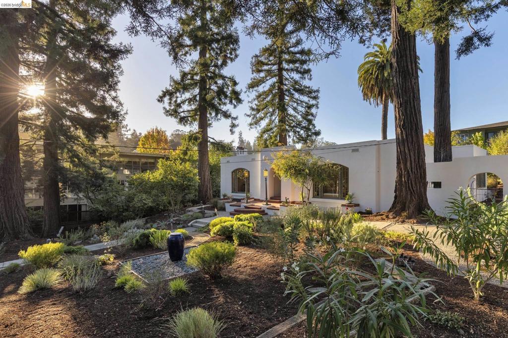 5529 Snake Rd — photo