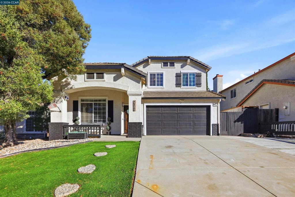 2348 Woodhill Dr — photo