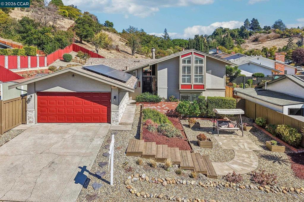 2609 Moraga Dr — photo