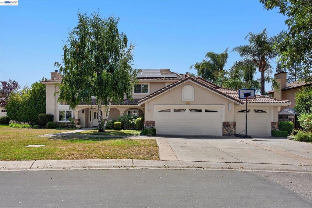 6 Courtney Ln — photo