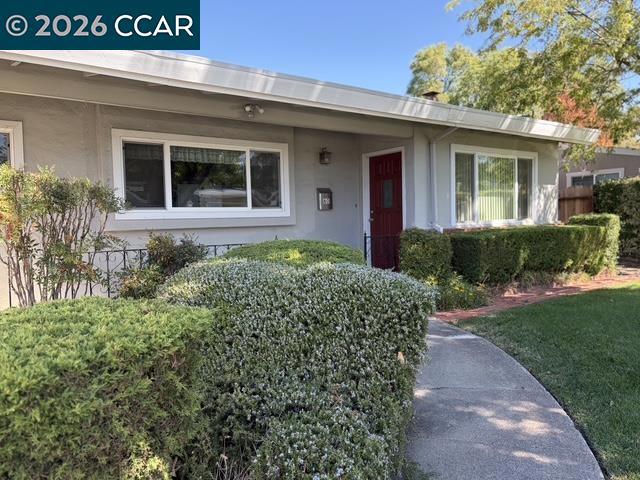 60 Kathryn Dr. — photo